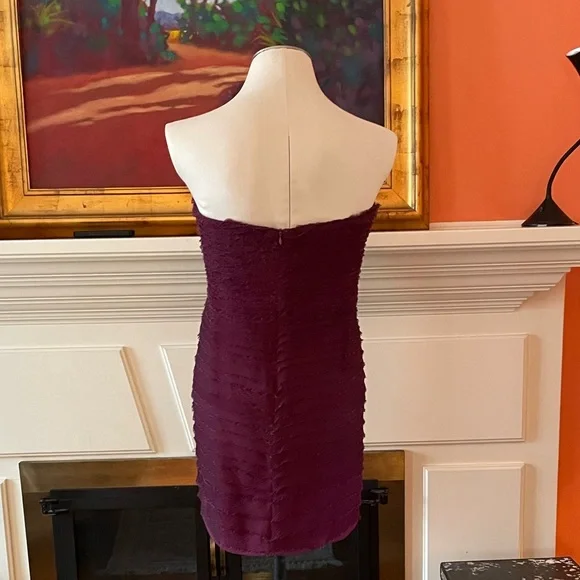 Alice + Olivia size medium strapless feather mini dress in magenta - Picture 7 of 11